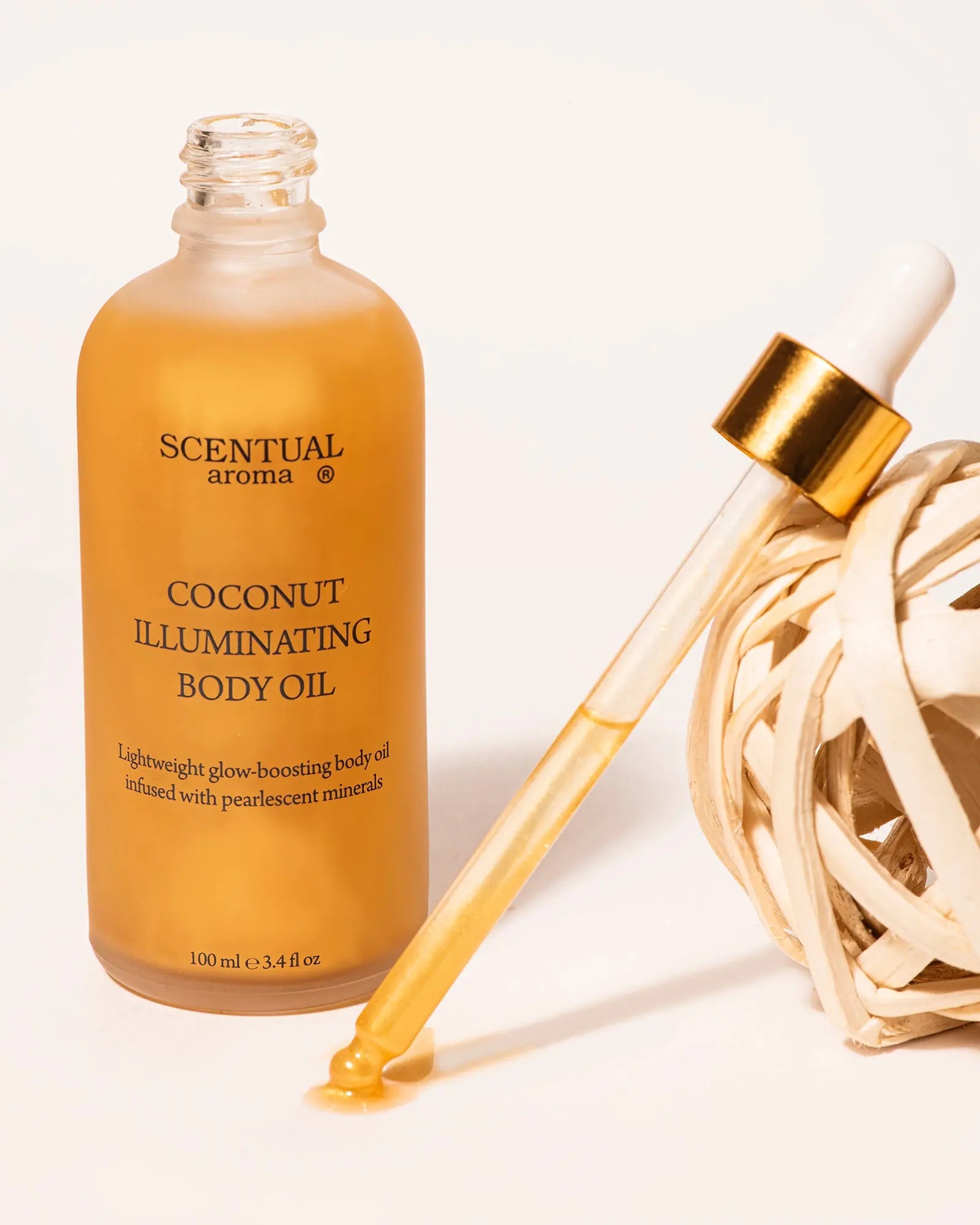 COCONUT Illuminating Body Oil - Image 3